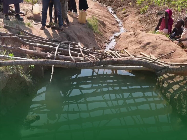 Poor-water-source-in-kabwangasi,-Budaka-disrtict