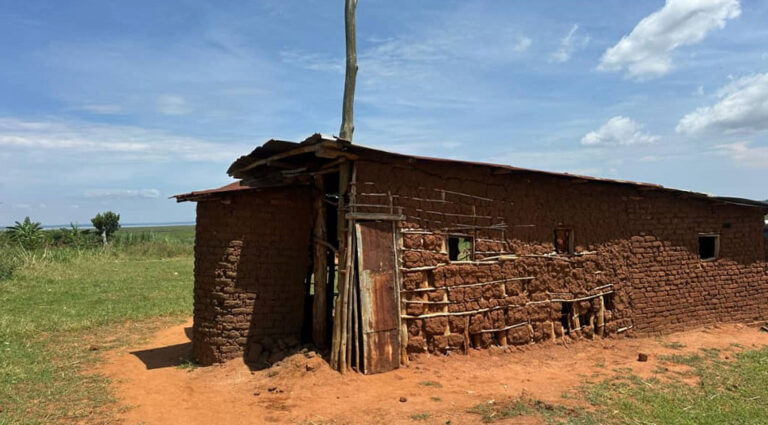 broken-Masjid---hami-islamic-centre
